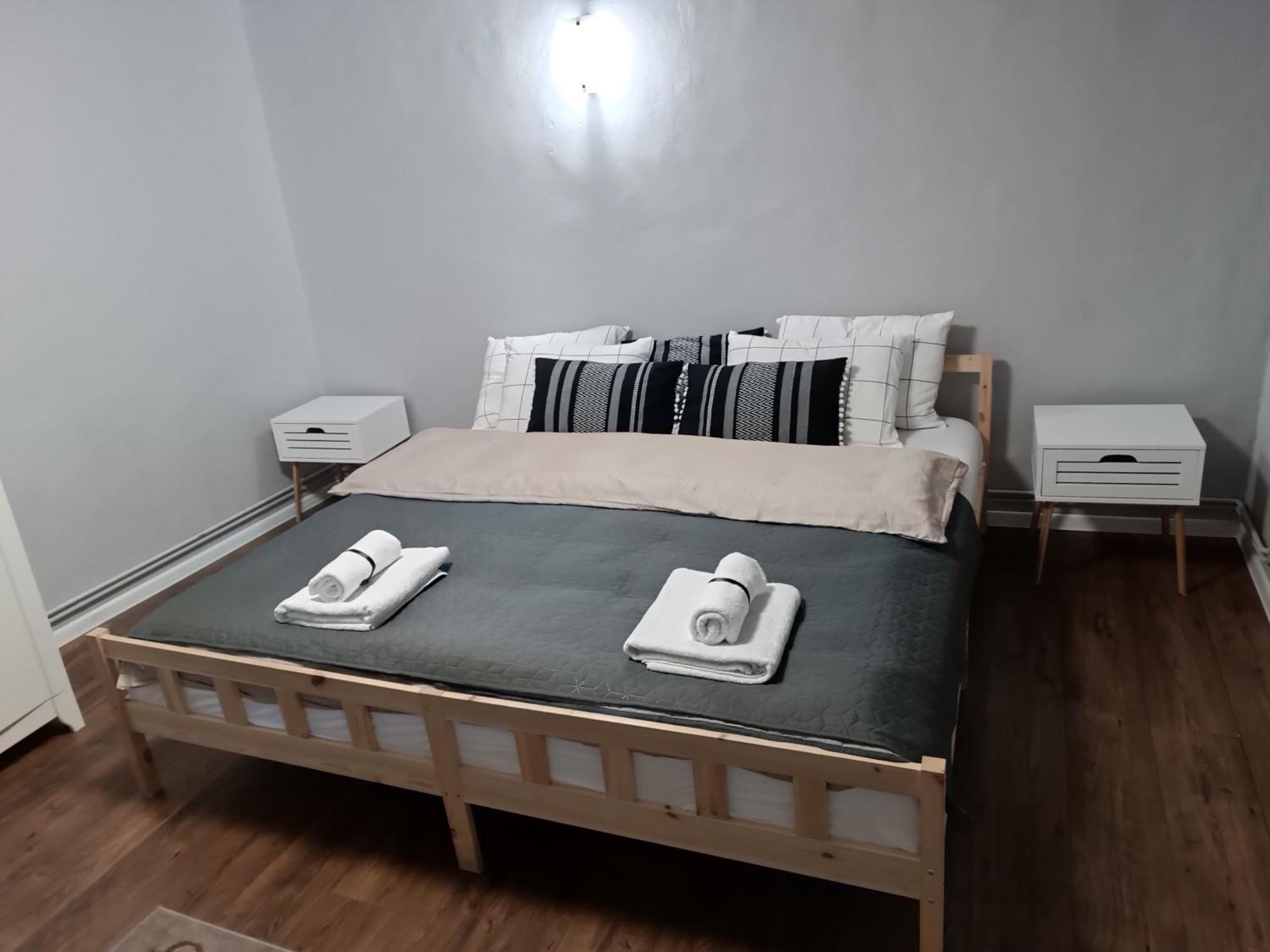Appartamento Grey House Braşov Esterno foto